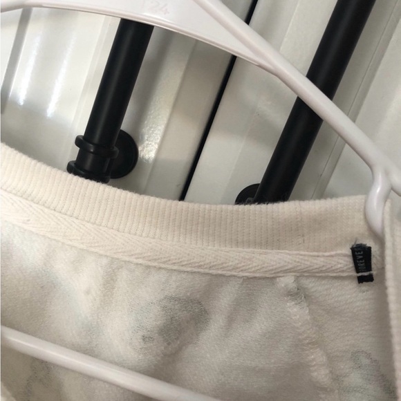 Sweatshirt bundle - Picture 5 of 10